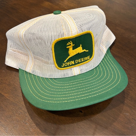 Vintage JOHN DEERE All Mesh Snapback Trucker Patch Cap Hat